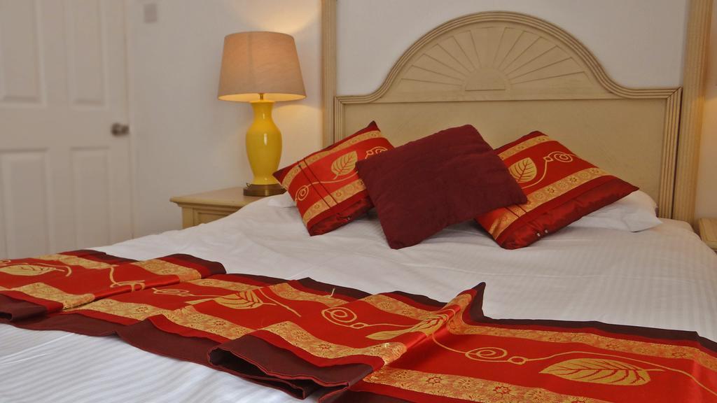 Jessamine House 4*